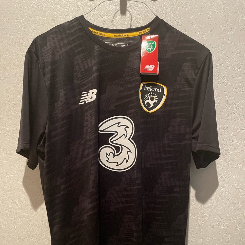 Ireland National Team Mens Soccer Jersey. Size XL. BNWT.